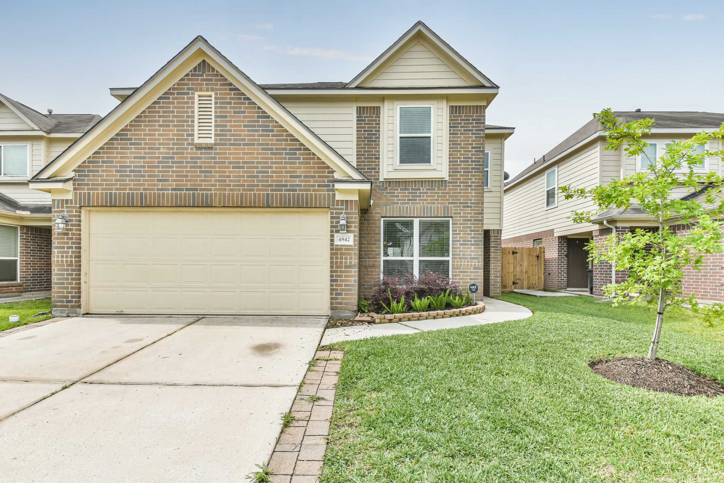 4842 Blue Spruce Hill Street, Humble, TX, USA, 77346 - Thumbnail 4