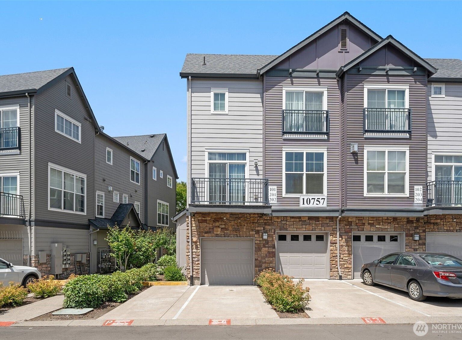 10757 NE Red Wing Way #201 Beaverton, OR 97006 - Thumbnail 4