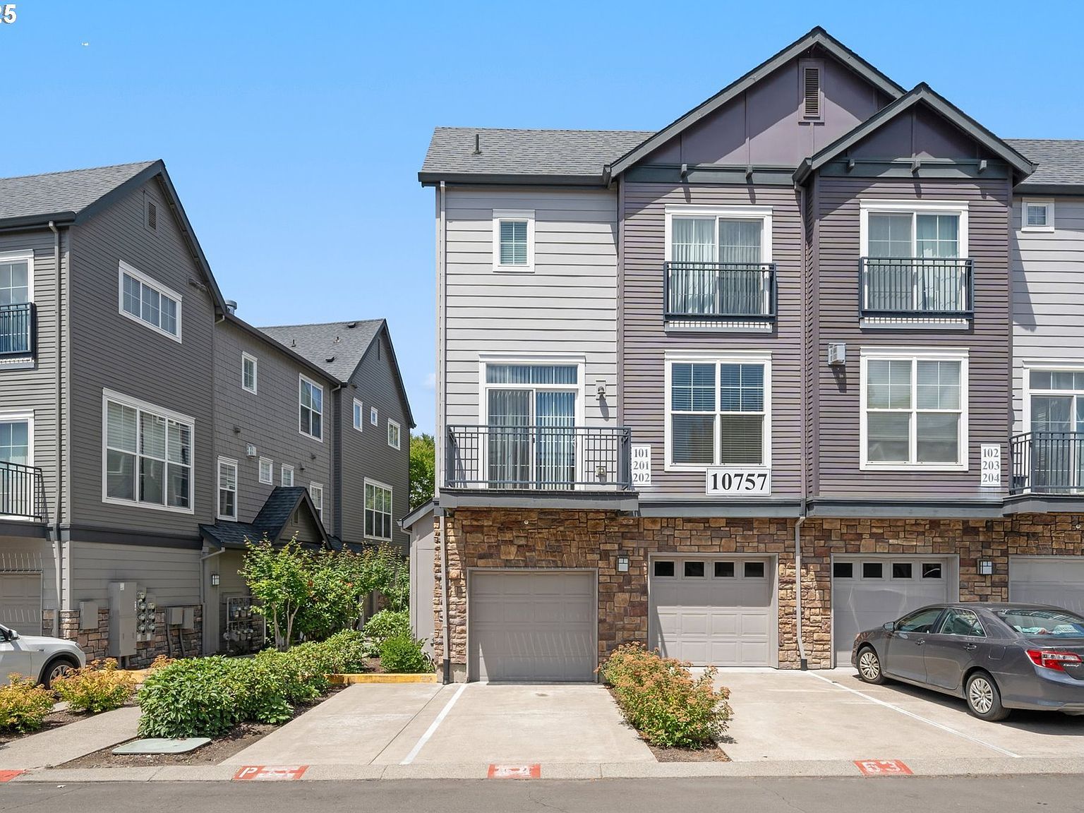 10757 NE Red Wing Way Beaverton, OR 97006 - Thumbnail 4