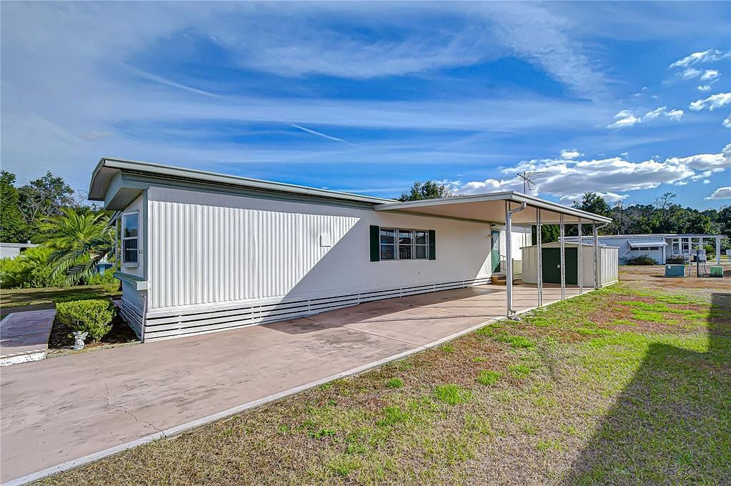 39612 Sterling Dr Zephyrhills, FL 33542 - Thumbnail 4