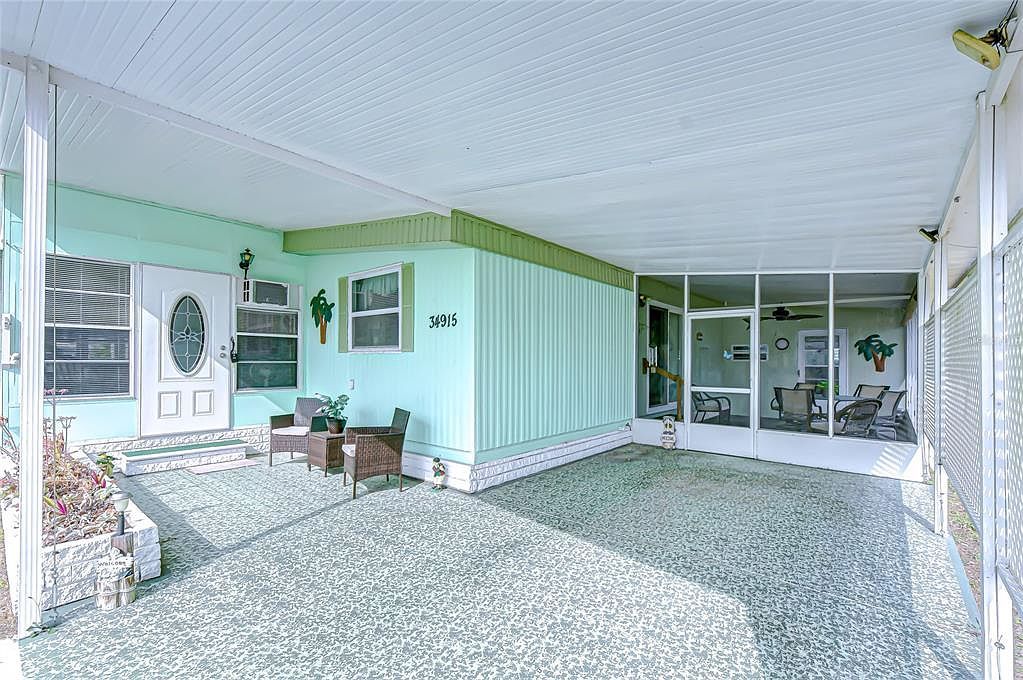 34915 Adam Ave Zephyrhills, FL 33541 - Thumbnail 4