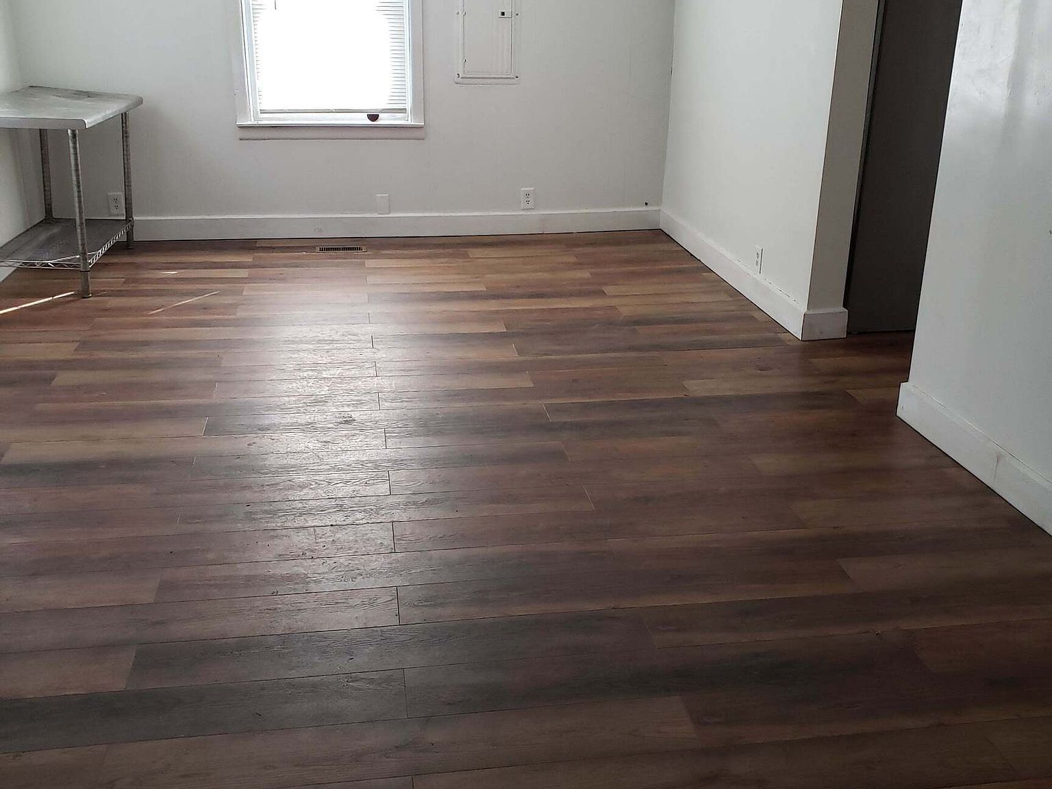 2413 S Gharkey St Muncie, IN 47302 - Thumbnail 4