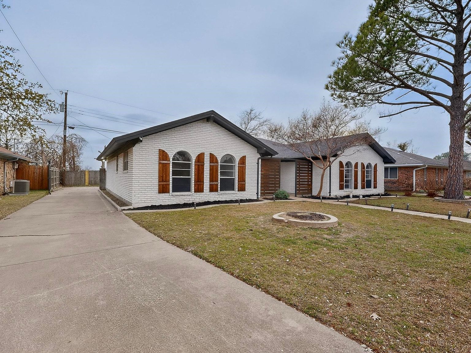 1620 Drexel Dr Irving, TX 75061 - Thumbnail 4