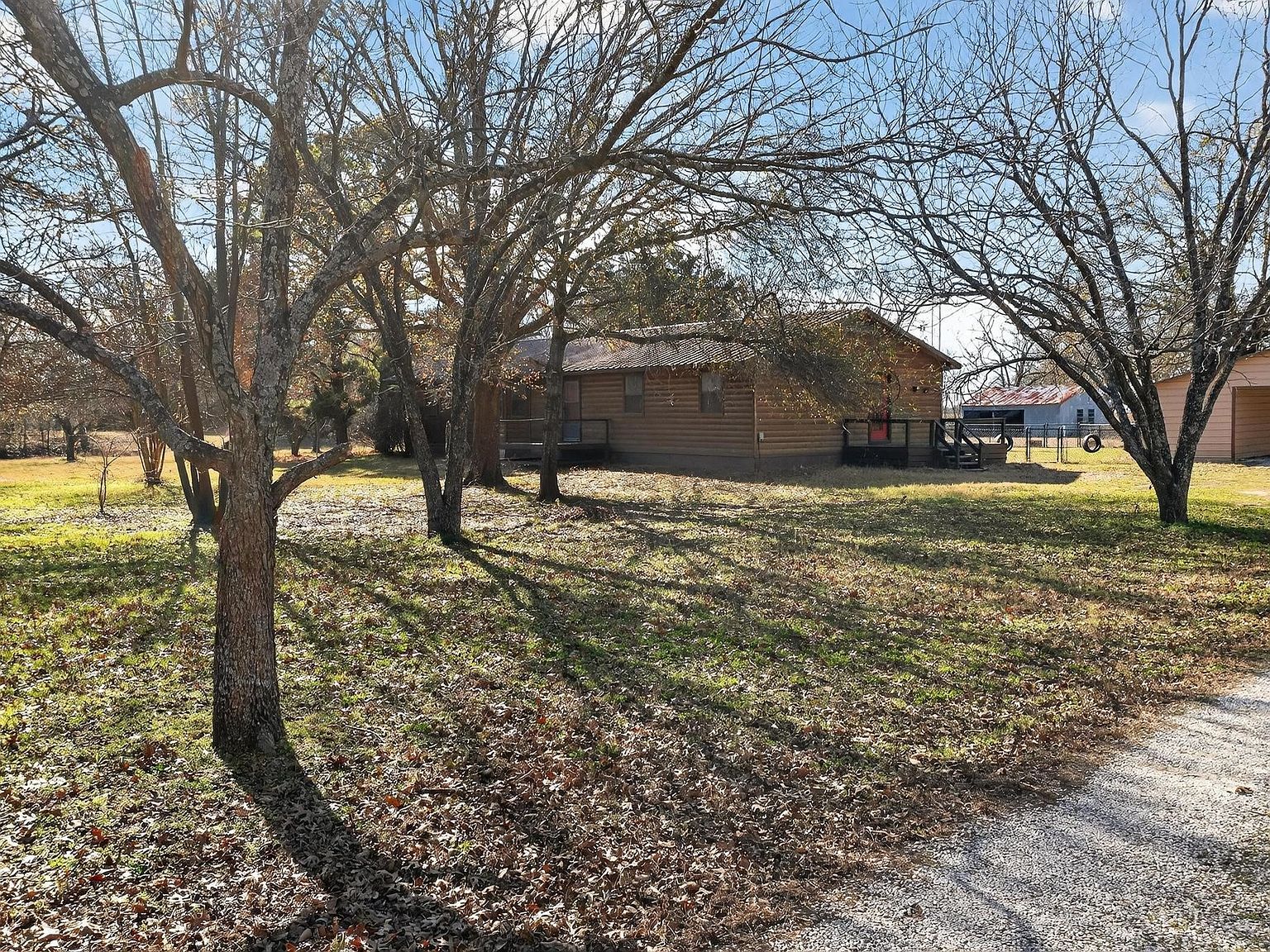 623 Rs County Rd #1250 Emory, TX 75440 - Thumbnail 4