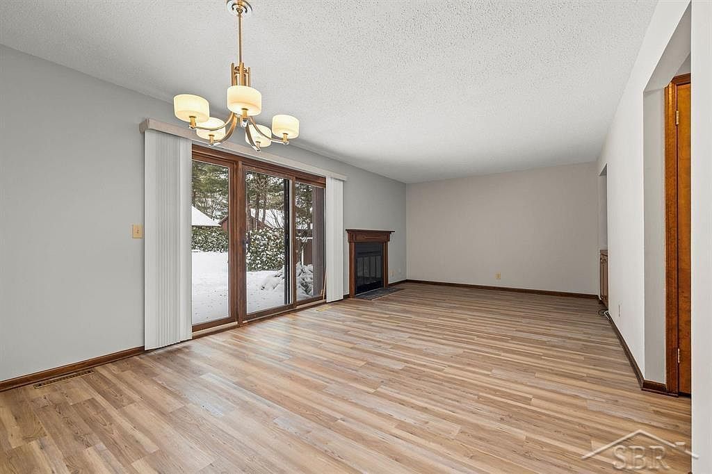 4903 Grandview Cir Midland, MI 48640 - Thumbnail 4