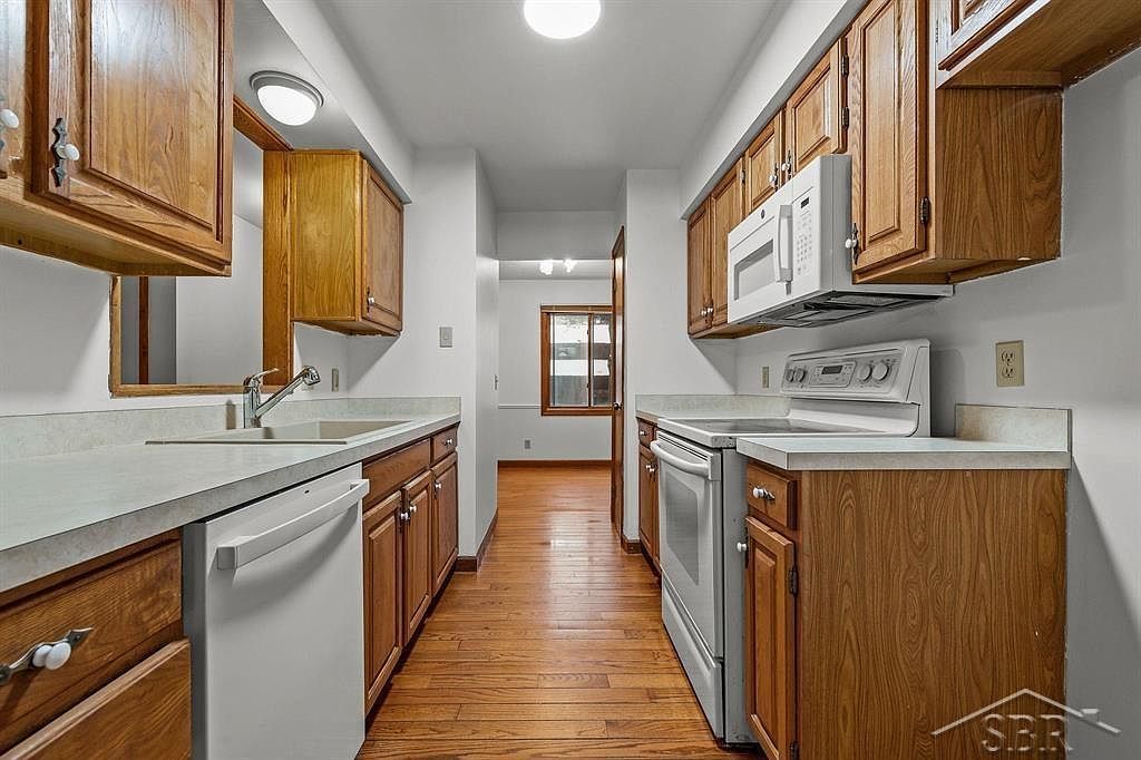 4927 Grandview Cir Midland, MI 48640 - Thumbnail 4