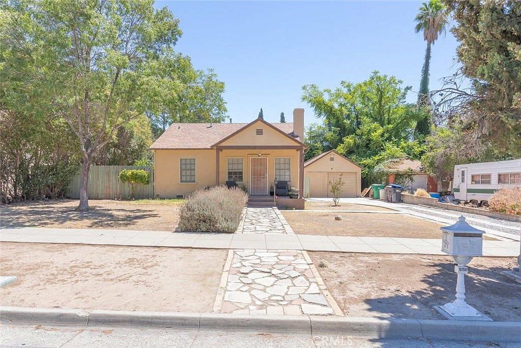 958 N 1st St Banning, CA 92220 - Thumbnail 4