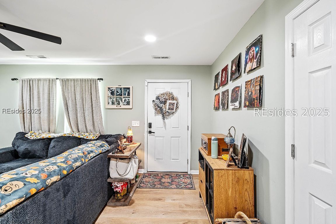 197 Johnson Rd Seabrook, SC 29940 - Thumbnail 4