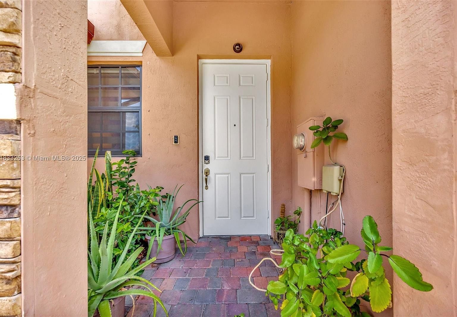 3777 SE 1st St Homestead, FL 33033 - Thumbnail 4