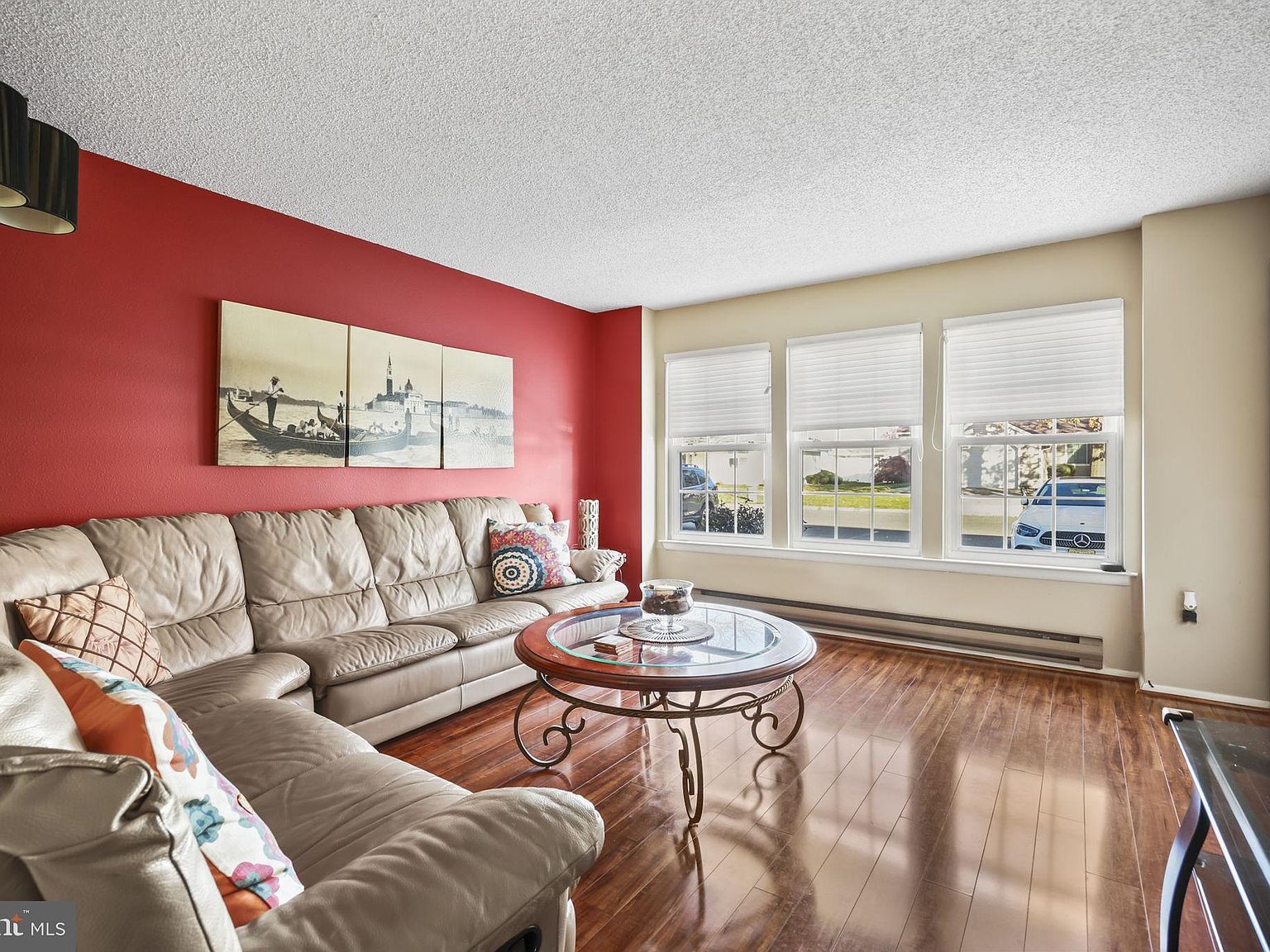 631 Madison Dr Monroe Township, NJ 08831 - Thumbnail 4