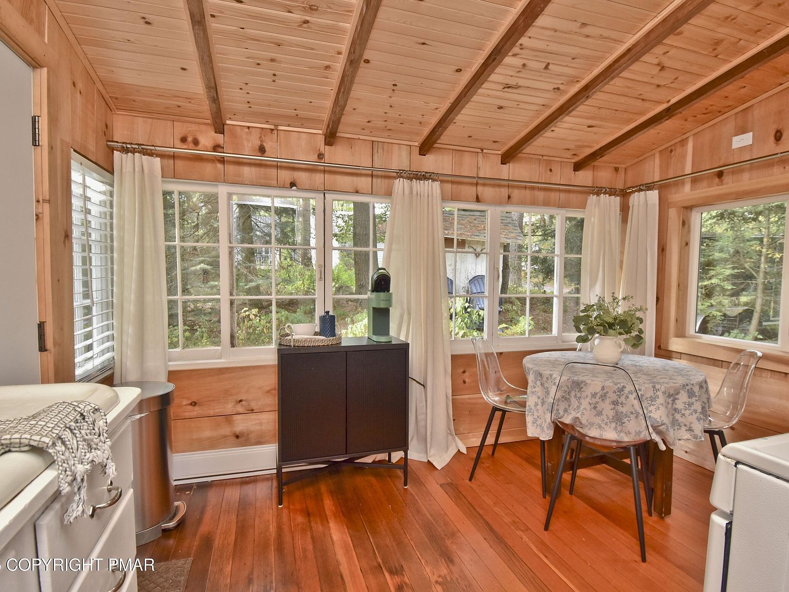 221 John St Pocono Pines, PA 18350 - Thumbnail 4