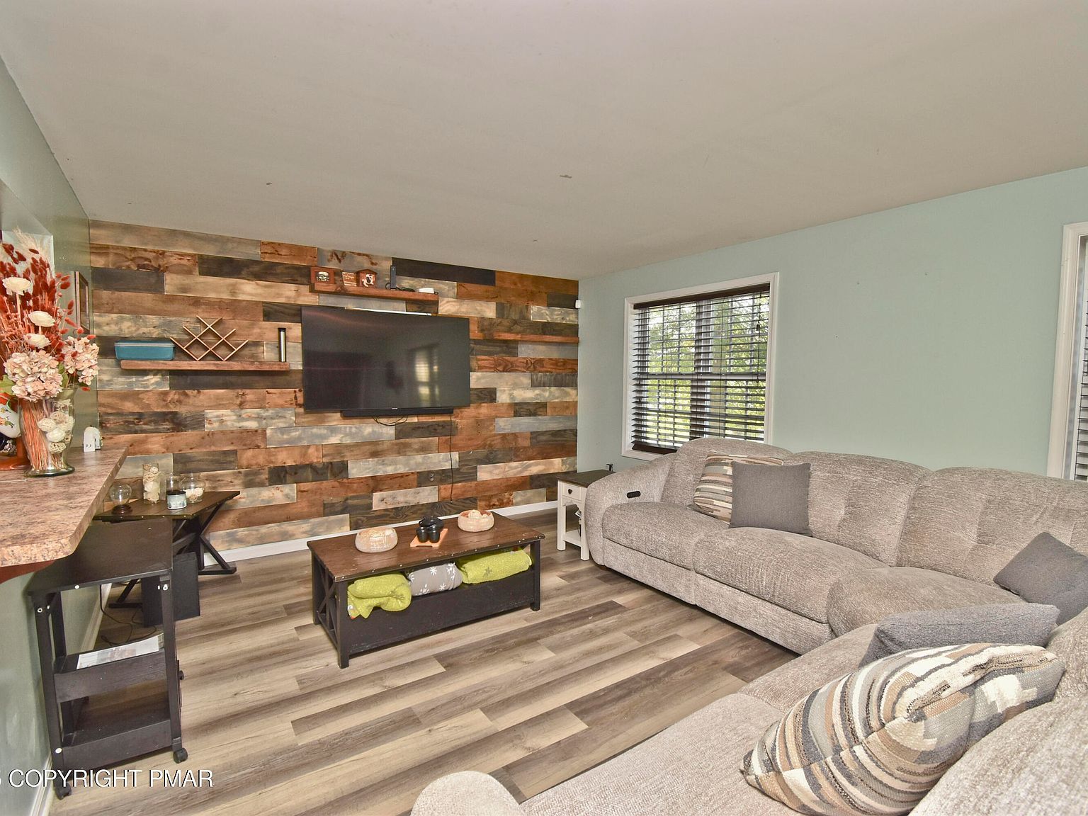 197 American Way East Stroudsburg, PA 18301 - Thumbnail 4