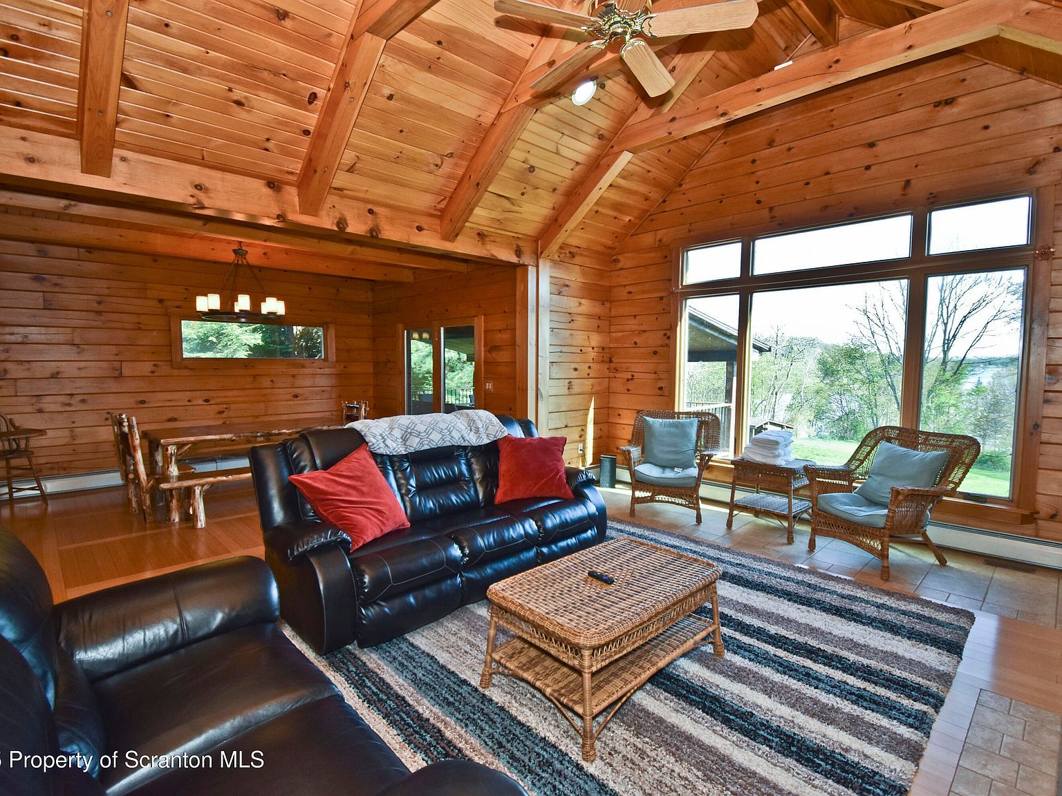 106 Windsor Dr Lake Ariel, PA 18436 - Thumbnail 4