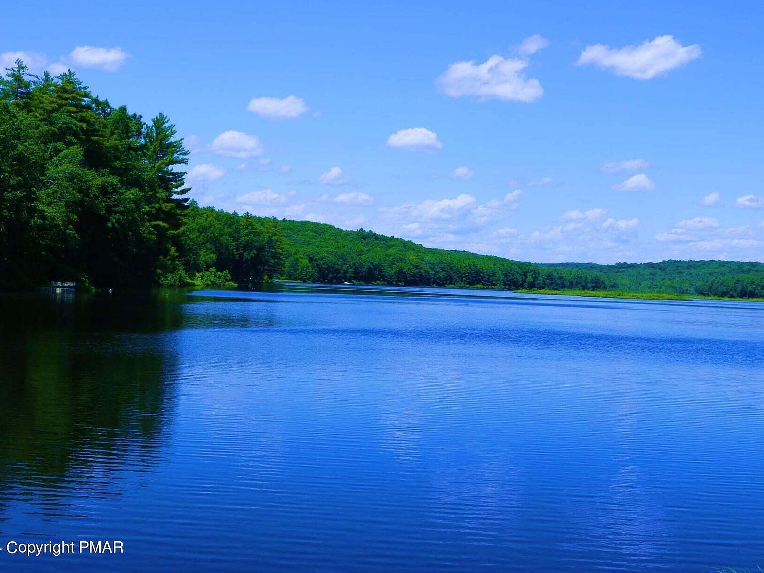 390 Creek Ct Hawley, PA 18428 - Thumbnail 4