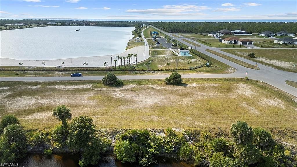 3810 NW 42nd Pl Cape Coral, FL 33993 - Thumbnail 4