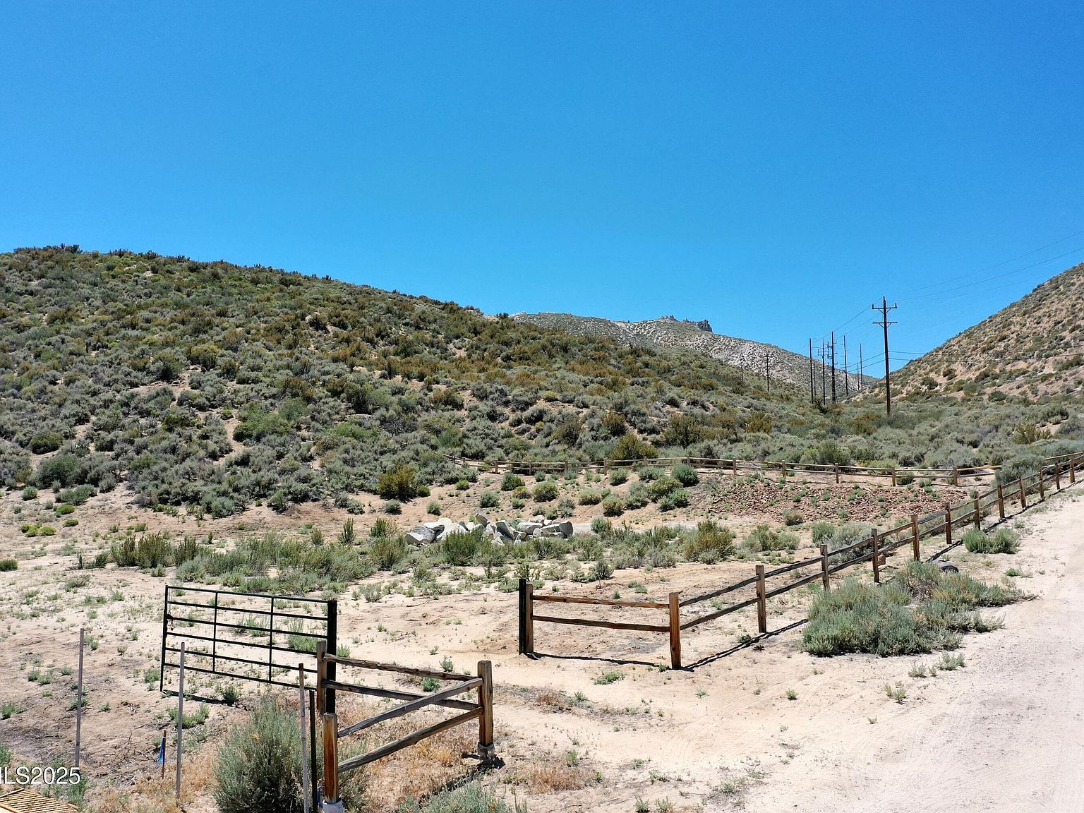 633 W Clearview Dr Carson City, NV 89703 - Thumbnail 4