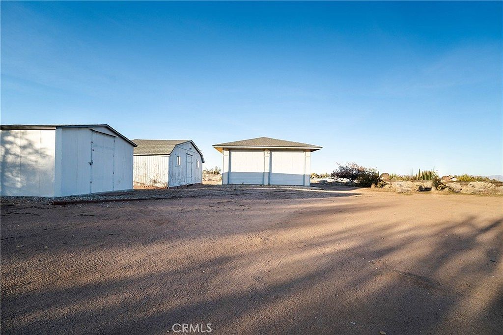 14032 Tioga St Hesperia, CA 92344 - Thumbnail 4