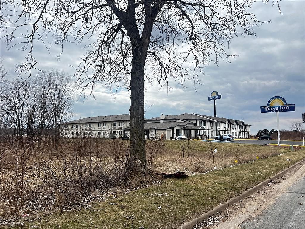 Truax Ln Eau Claire, WI 54703 - Thumbnail 4