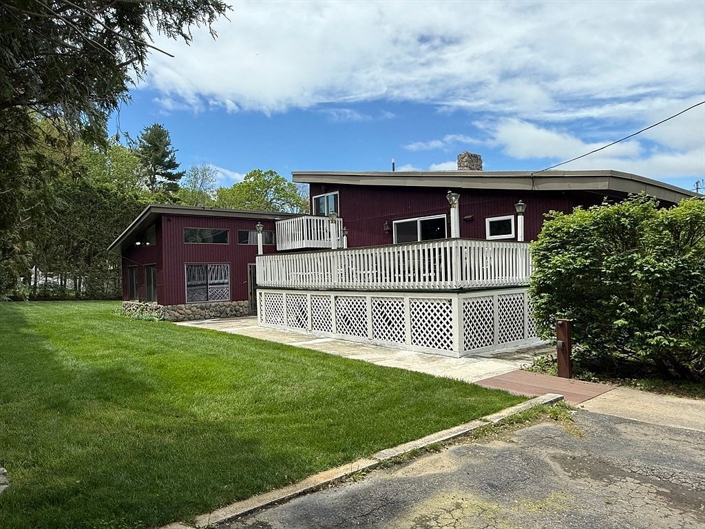 79 B St Dracut, MA 01826 - Thumbnail 4