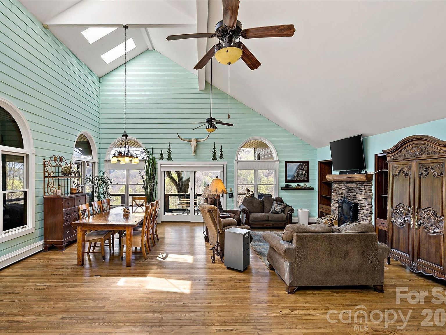 311 Pisgah Mine Rd Burnsville, NC 28714 - Thumbnail 4