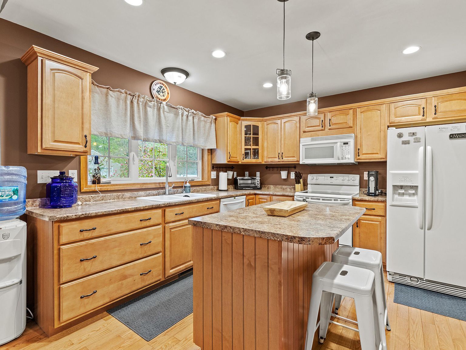 214 Gore Naples, ME 04055 - Thumbnail 4