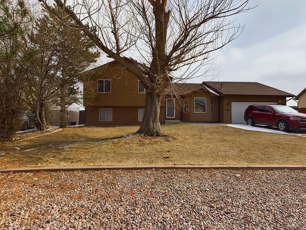 576 S Falcon Dr Pueblo West, CO 81007 - Thumbnail 4