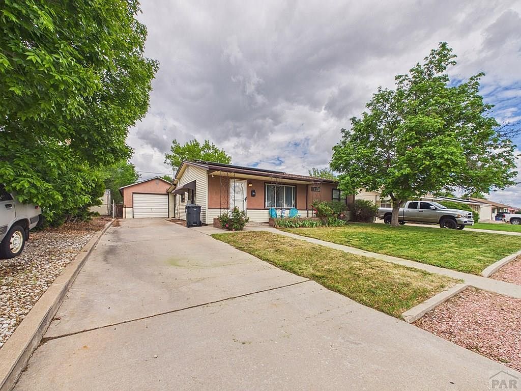 1615 Englewood Dr Pueblo, CO 81005 - Thumbnail 4