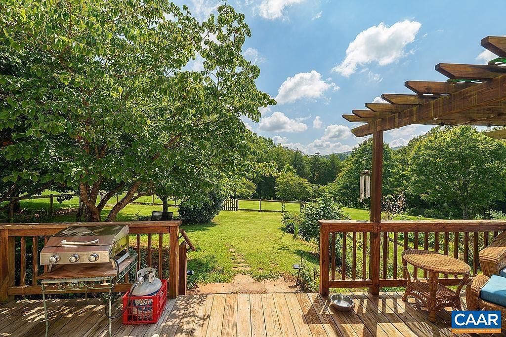 2733 Southern Hills Ct North Garden, VA 22959 - Thumbnail 4