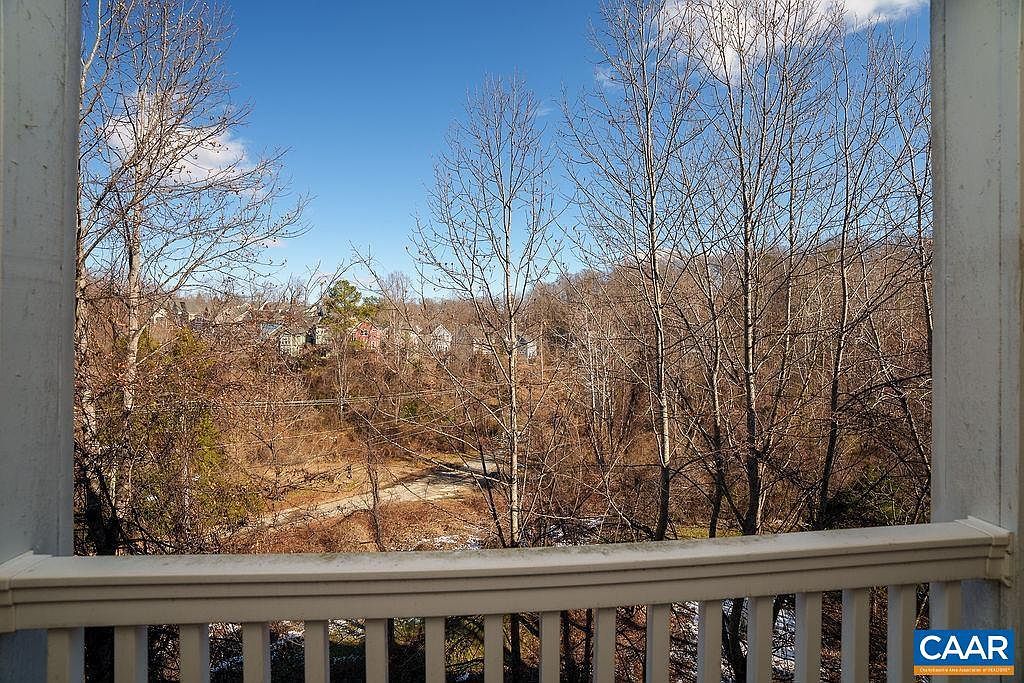 175 Yellowstone Dr APT 304 Charlottesville, VA 22903 - Thumbnail 4