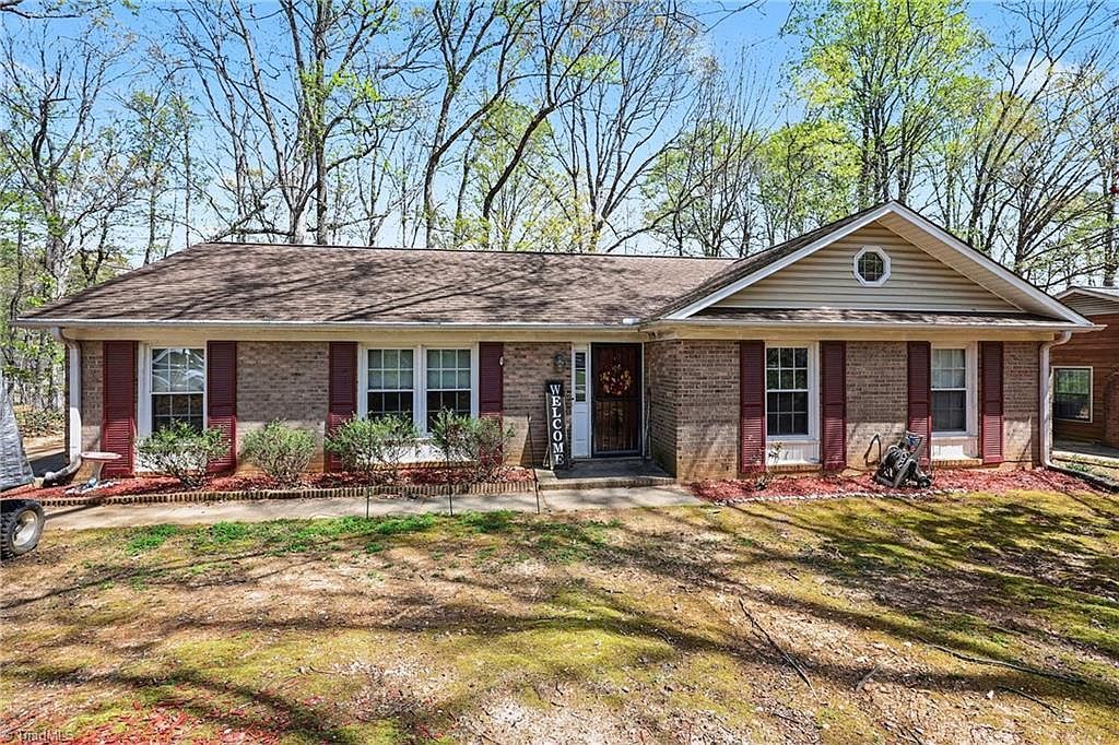 1121 Eagle Rd Greensboro, NC 27407 - Thumbnail 4