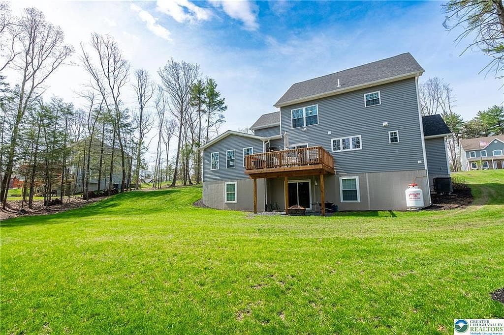 131 Chinaberry Way Kunkletown, PA 18058 - Thumbnail 4