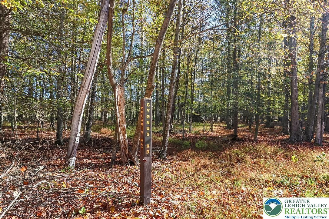 Cygnus Rd Lake Ariel, PA 18436 - Thumbnail 4