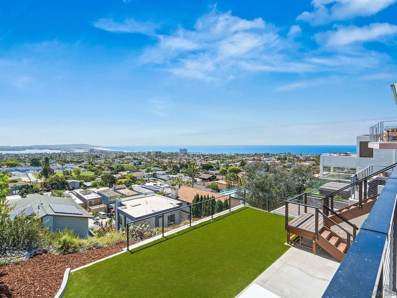 1251-1253 Van Nuys St San Diego, CA 92109 - Thumbnail 4