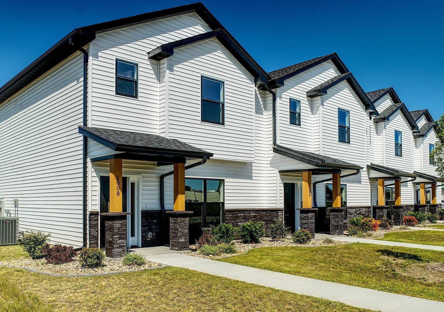 1004 S 4th St Clinton, IA 52732 - Thumbnail 4