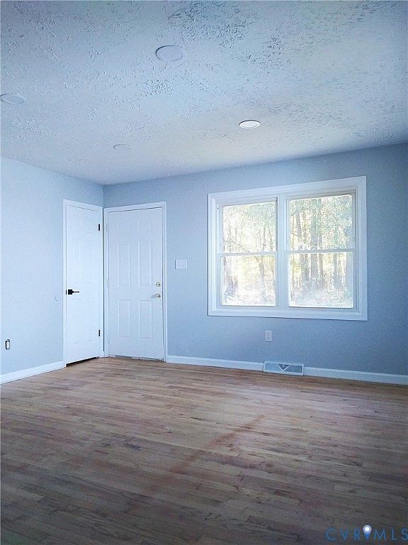 1307 New York Ave Hopewell, VA 23860 - Thumbnail 4