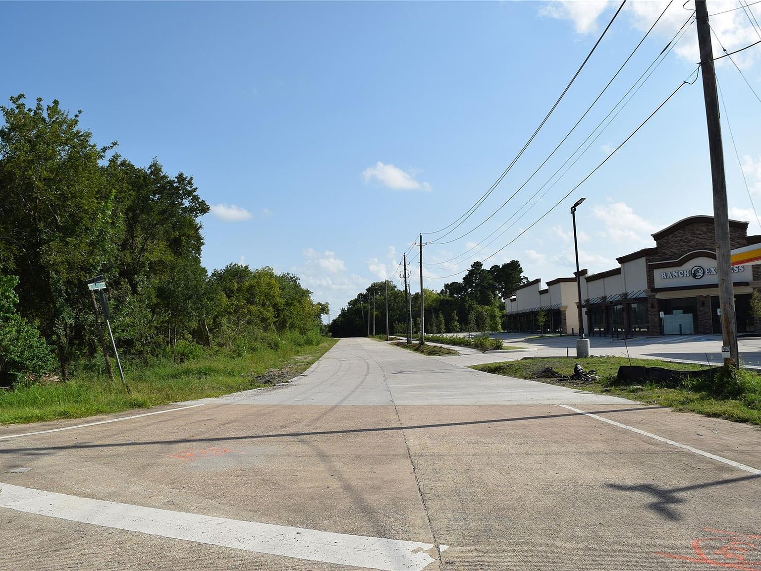 2304 Old Rd Friendswood, TX 77546 - Thumbnail 4