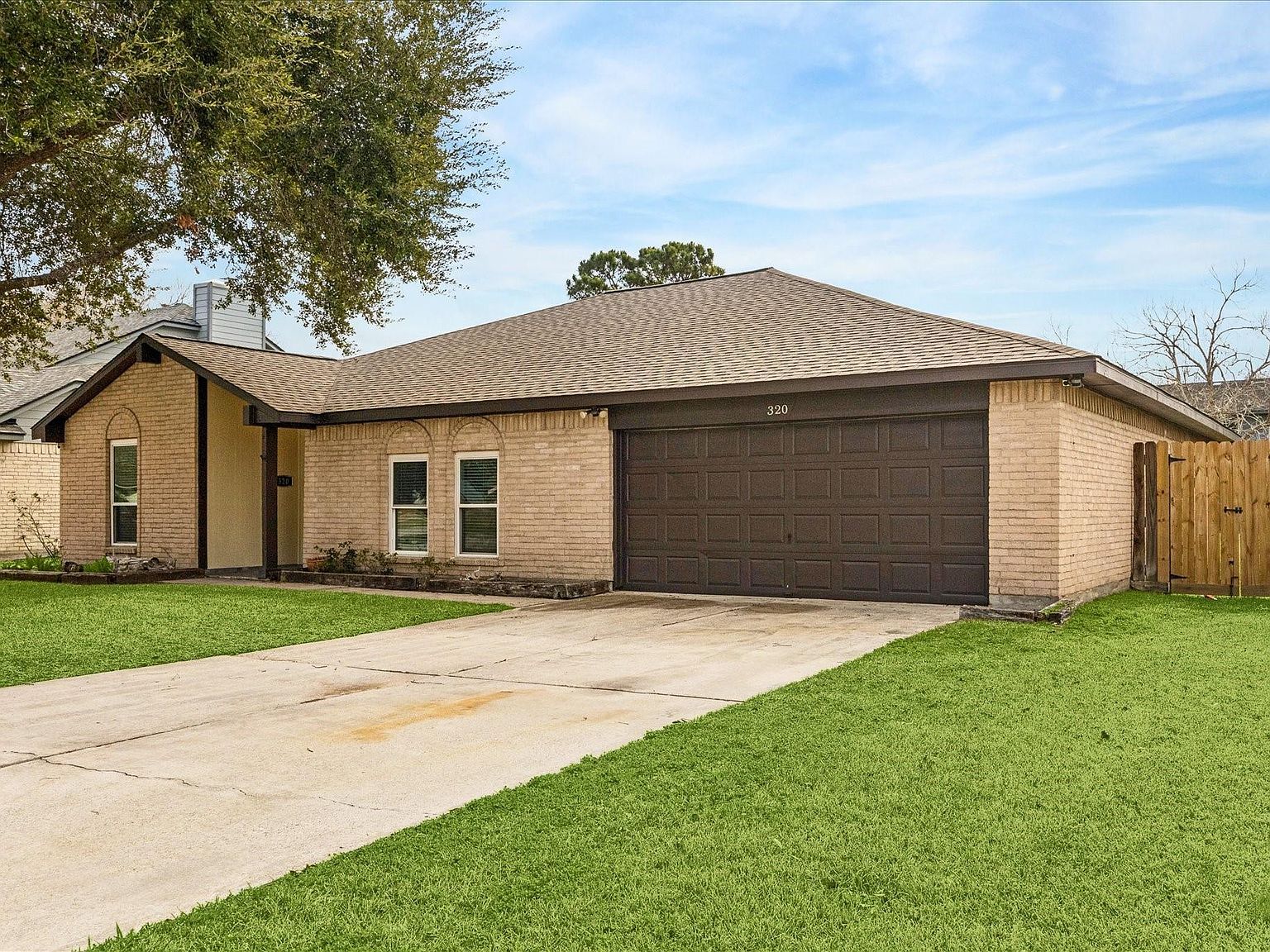 320 Creek Bend Dr League City, TX 77573 - Thumbnail 4