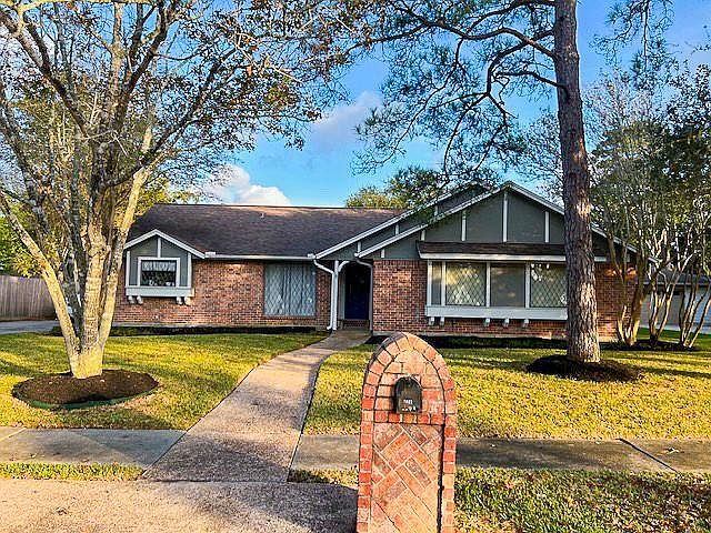 1203 Middlecreek St Friendswood, TX 77546 - Thumbnail 4