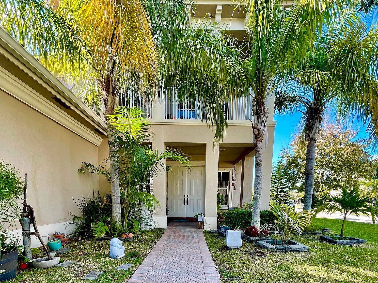 2001 Albany Ter SW Vero Beach, FL 32968 - Thumbnail 4