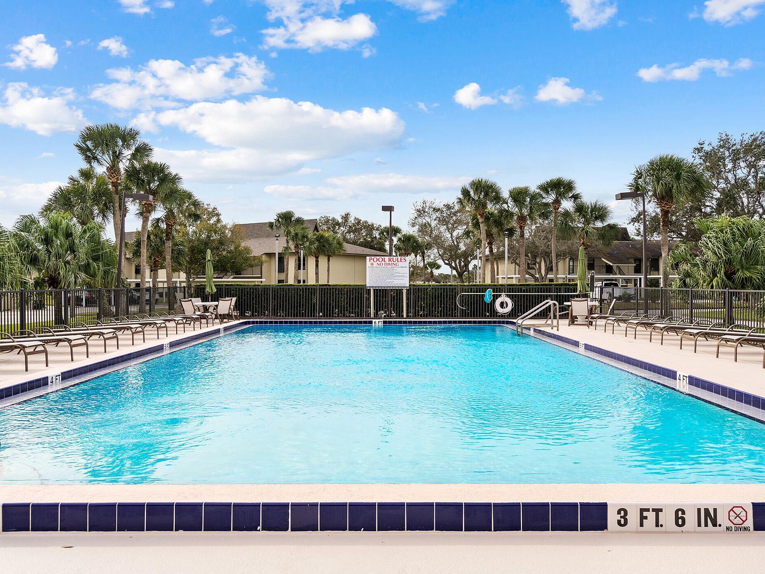 29 Plantation Dr APT 203 Vero Beach, FL 32966 - Thumbnail 4