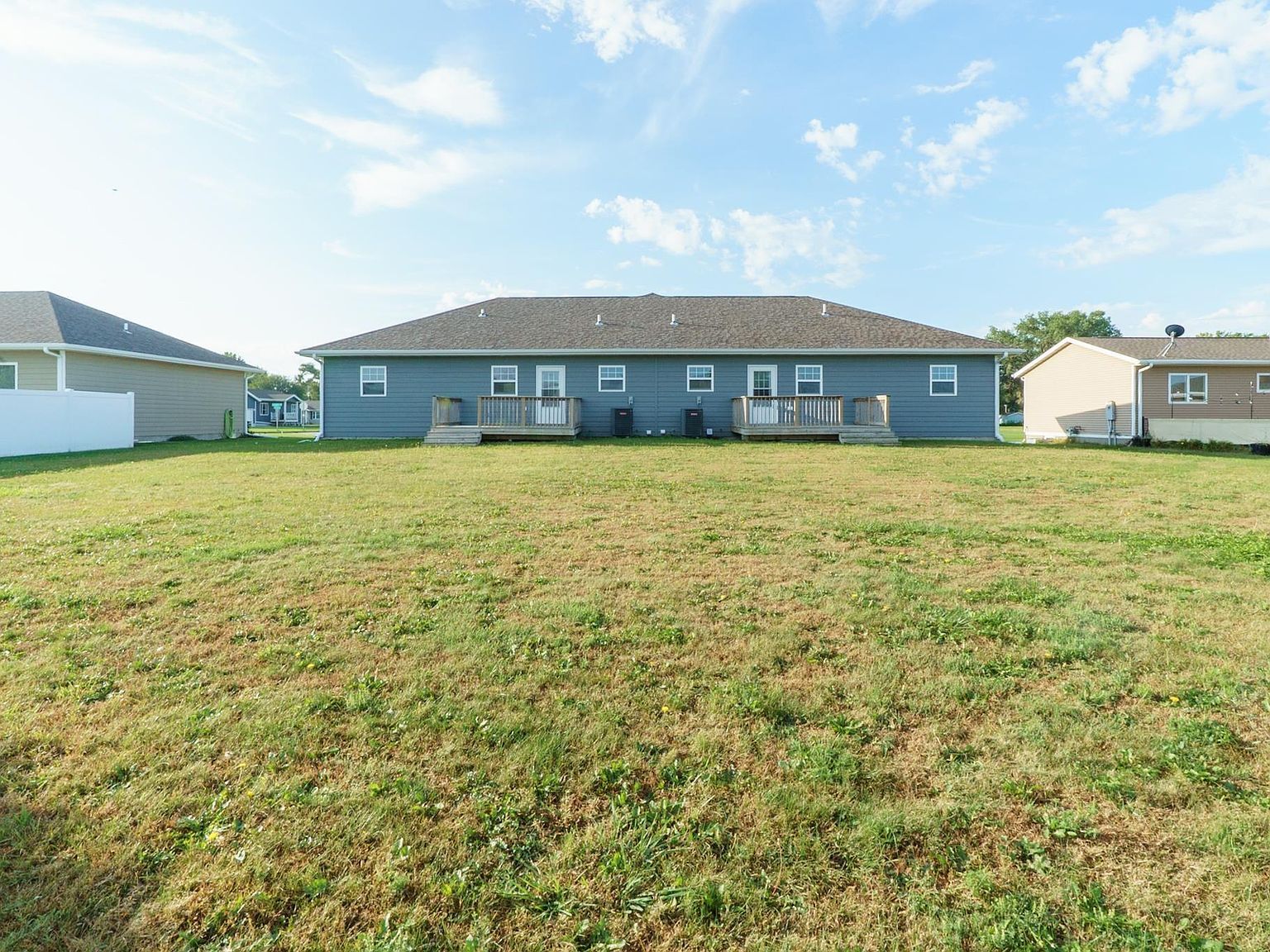 931 Campbell St North Sioux City, SD 57049 - Thumbnail 4