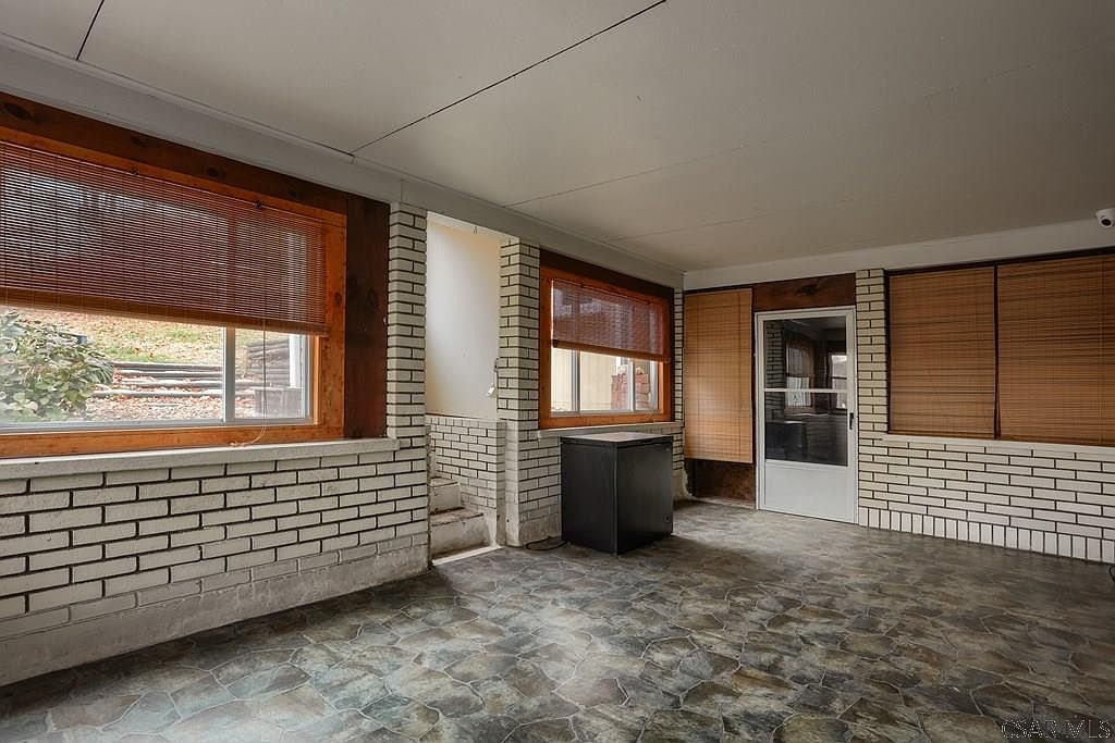 211 Railroad St Windber, PA 15963 - Thumbnail 4