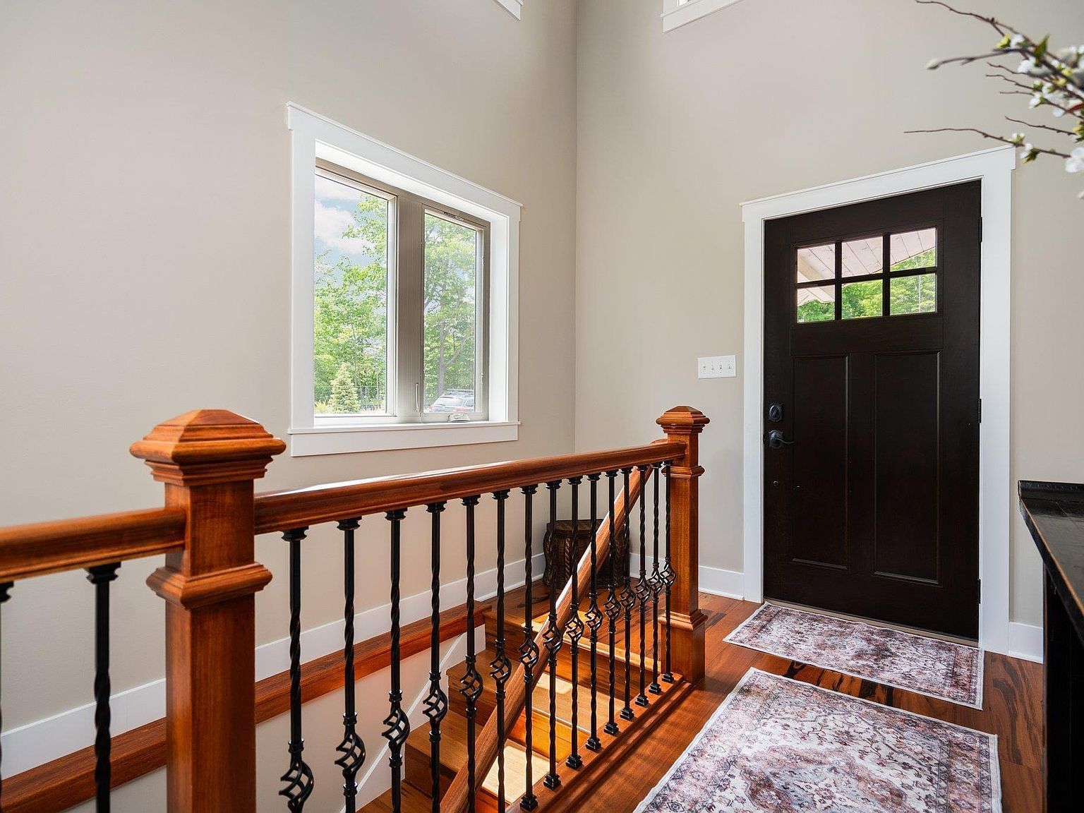 762 N Waypoint Cir Suttons Bay, MI 49682 - Thumbnail 4