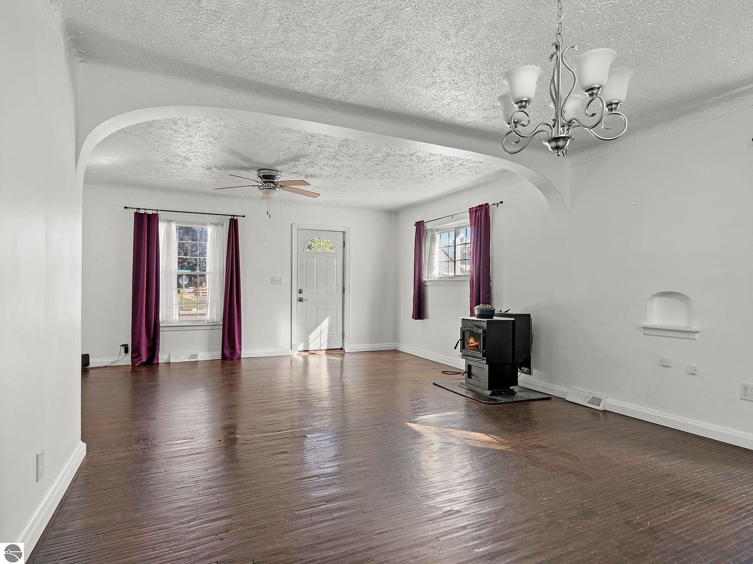 111 W 14th St Traverse City, MI 49684 - Thumbnail 4