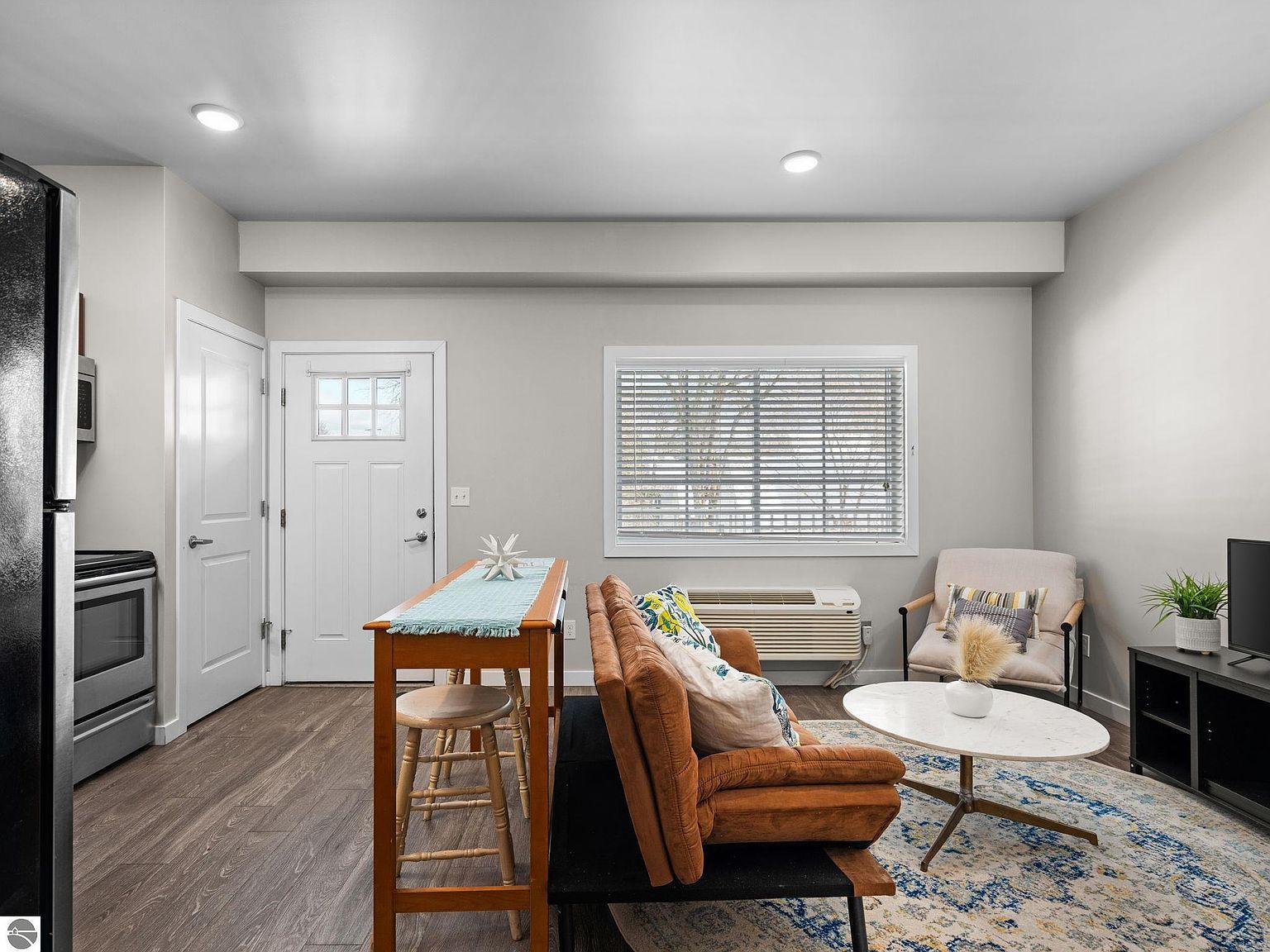 619 E 8th St #10 Traverse City, MI 49686 - Thumbnail 4