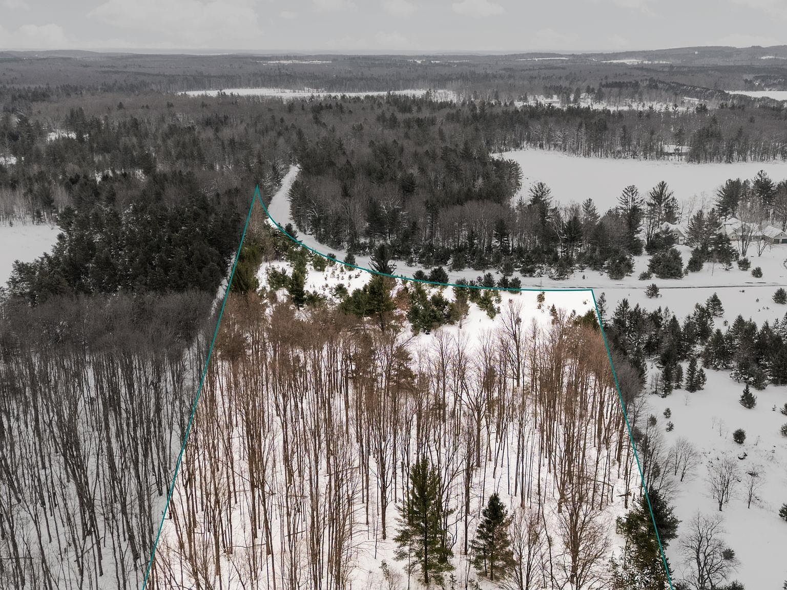 323 Blue Heron Dr SE #53 Kalkaska, MI 49646 - Thumbnail 4