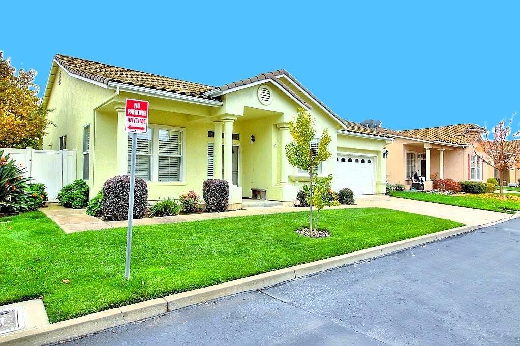 130 Little Johns Creek Dr Oakdale, CA 95361 - Thumbnail 4