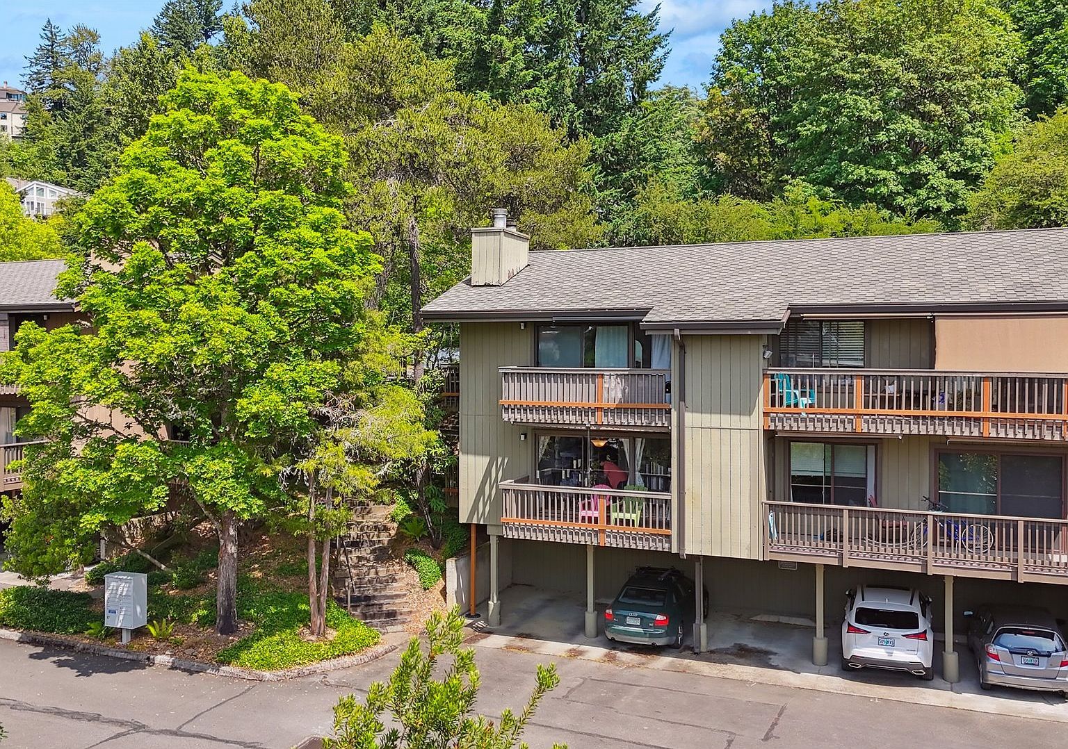 7522 SW Barnes Rd APT E Portland, OR 97225 - Thumbnail 4