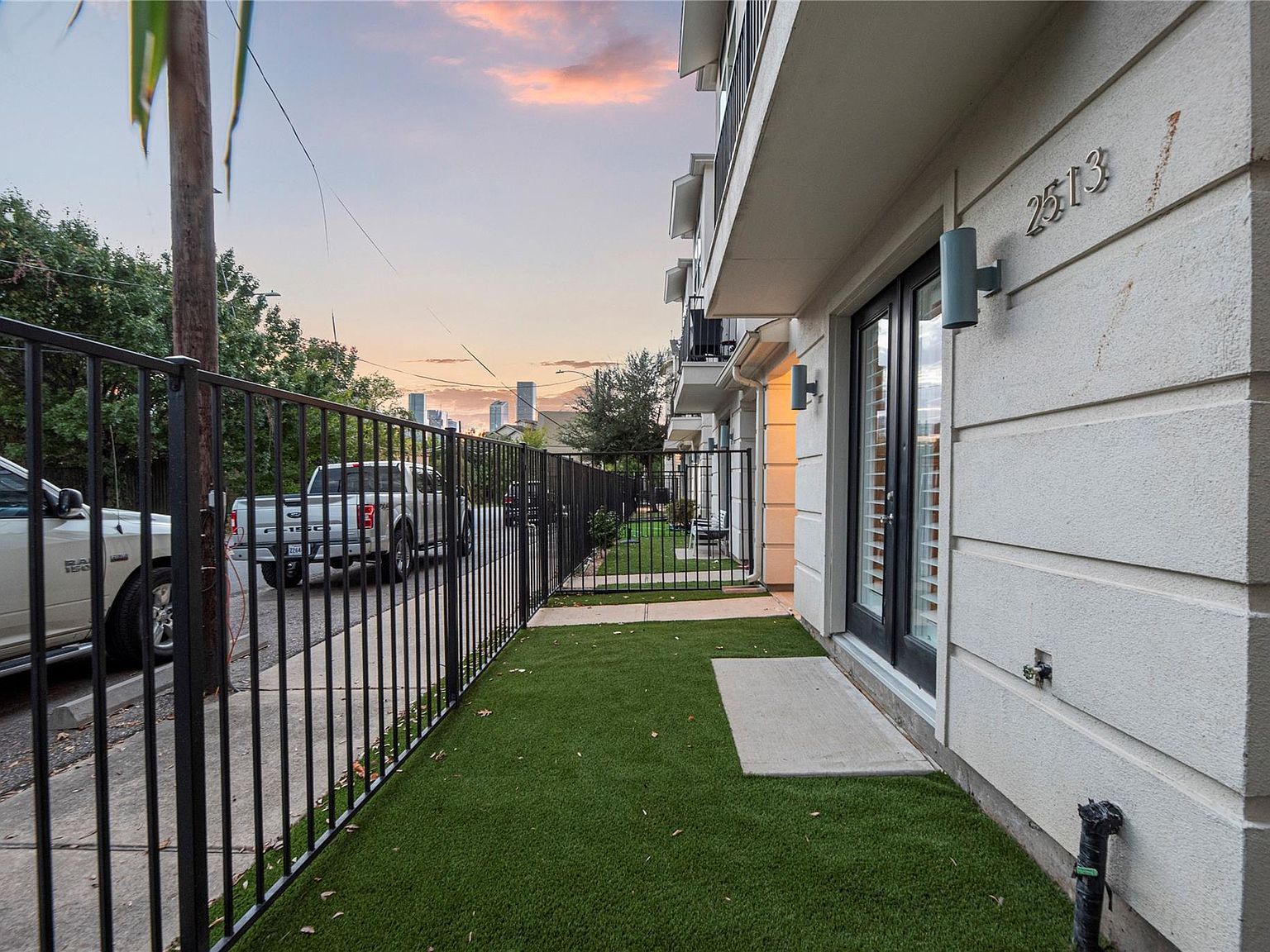 2513B Garrow St Houston, TX 77003 - Thumbnail 4