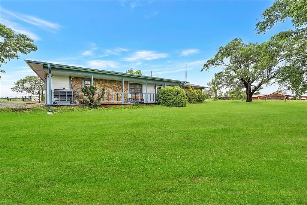 11747 N 2240th Rd Cordell, OK 73632 - Thumbnail 4